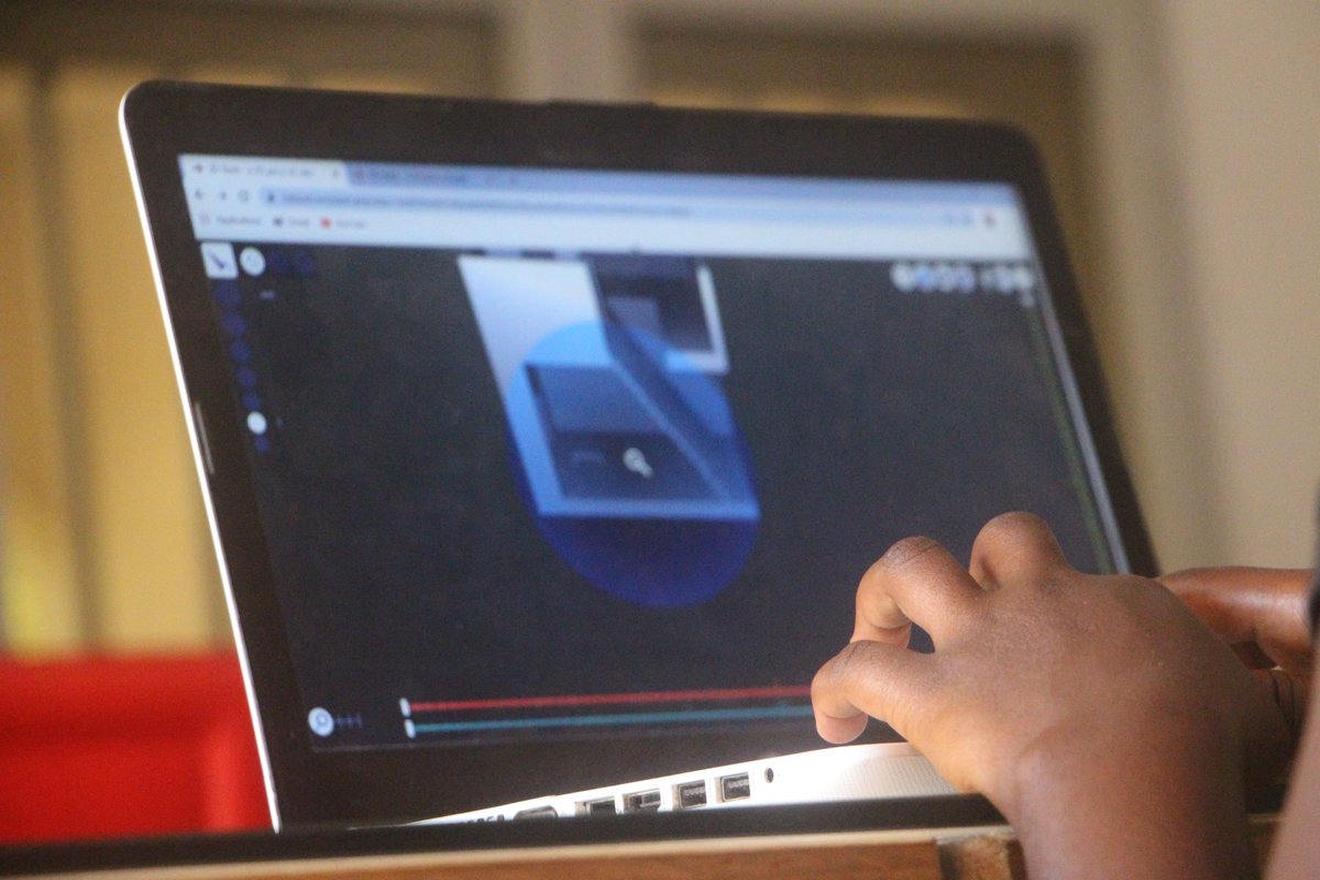 OpenCodeAcademy's tweet photo. Précision, prise en compte de l’échelle, maîtrise des outils, imaginaires débordant,... à chaque séance les #smartKids approfondissent un peu plus leur prise en main de l'outil @3dslashpour la modélisation.
#OpenCodeAcademy, a #HubCité #only4kids acceleration program by @woelab https://t.co/dERAqKVtL4