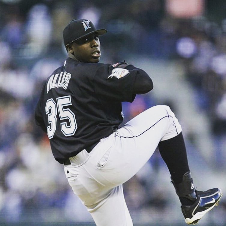 Dontrelle Willis on X: Baseball is back @Marlins