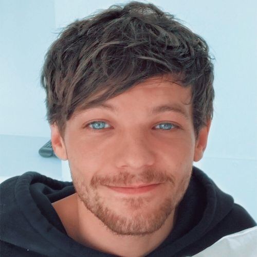 _1dchonce's tweet photo. Louis Tomlinson as 👁️👄👁️
—a thread https://t.co/mK0WqDgzcJ