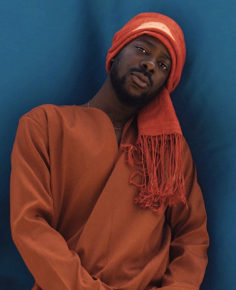 A short thread of Adekunle Gold as Pringles