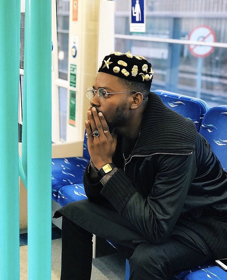 A short thread of Adekunle Gold as Pringles