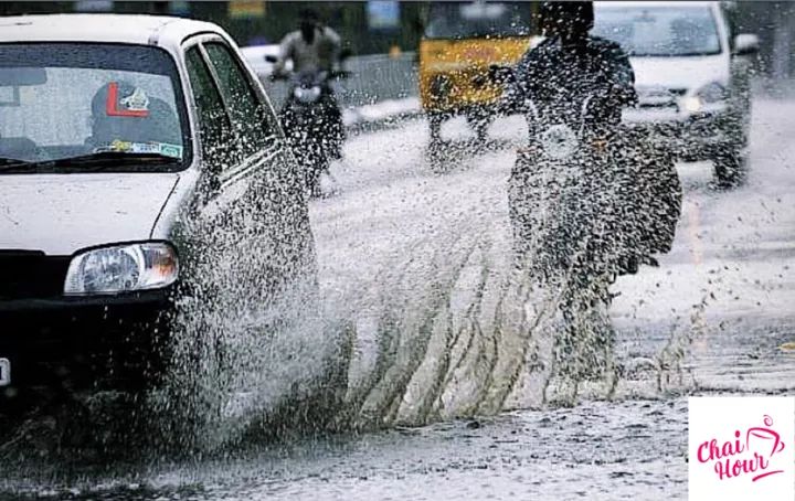 UmerAamirIam's tweet photo. Your carelessness may ruin someone's day. While driving, respect everyone during the monsoon season. There are pedestrians and bike riders who deserve equal respect.
DRIVE AS SLOW AS POSSIBLE.
#ChaiHour
#GiveRespect
#DriveSlow
#DontSplashWater https://t.co/zbGkXXarMy
