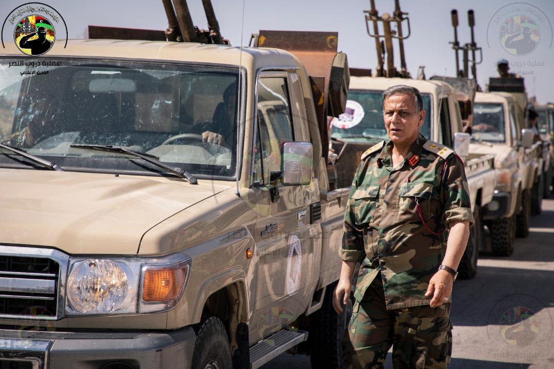 LyArmySpox's tweet photo. صور تُظهر جانباً من التعزيزات العسكرية و اللوجستية التي وصلت لدعم محور #سرت #الجفرة تنفيذاً لتعليمات قادة العمليات 
#انتصرت_طرابلس
#سرت_تعود
#لن_نعود_للقيود 
#ليبيا https://t.co/CjFHZ5VTzy