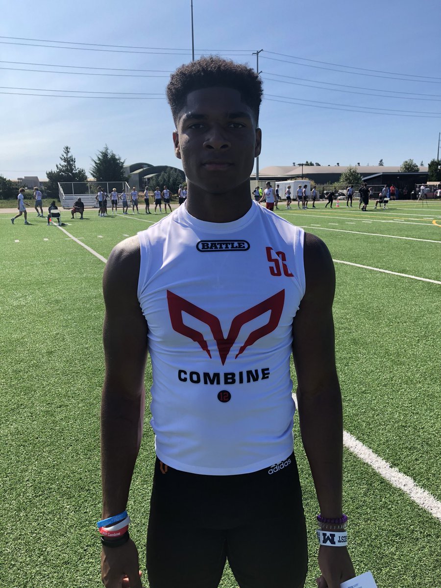 Speed update!!! <a href="/DarriusClemons/">Darrius Clemons</a> just clocked a LASER TIMED 4.37 @ The MVP Combine. This dude can fly!!! <a href="/BrandonHuffman/">Brandon Huffman</a>