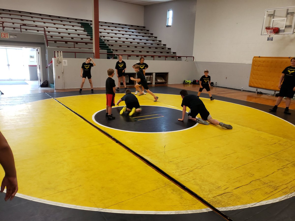 JCC_Wrestling's tweet photo. Successful 1st Summer wrestling camp for JCC! Huge thank you and HOOAH! to The United States Army, SSG Becker, SFC Gamble, and SSG Thomas for supporting our program and speaking at our camp ! It was great to see all the kids !

Reminder: OPEN MATS Tues Wed Fri 630-730 https://t.co/RkHbOOWZBw
