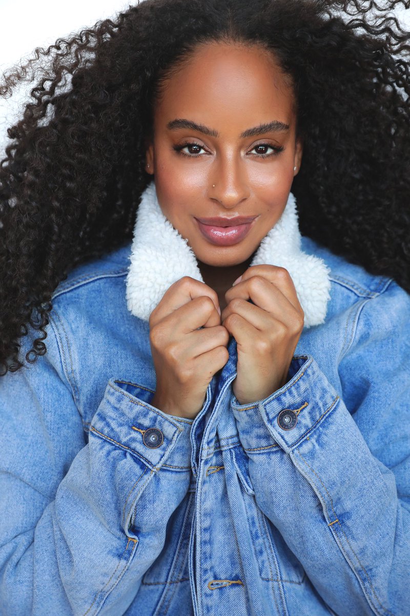 makeupbynimai's tweet photo. Natural “No Makeup” Makeup can be more challenging than Full Glam because the goal is to seamlessly enhance. Majority of the application should be virtually undetectable. 
@treasurenohemi glowing in #makeupbynimai https://t.co/KtSo8dU4ic