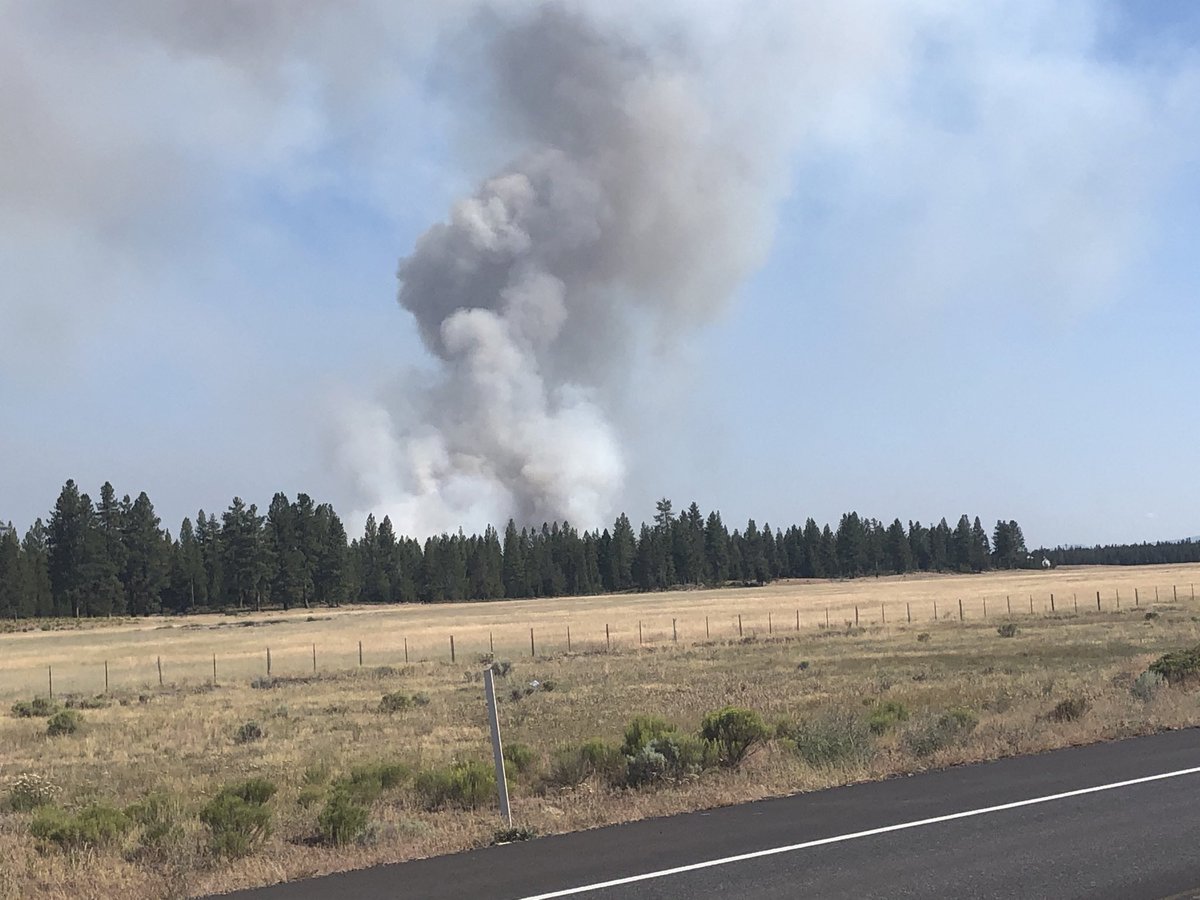 TysonKTVZ's tweet photo. Fire has grown to 50 acres ⁦@KTVZ⁩ https://t.co/lM3FPIOMjV