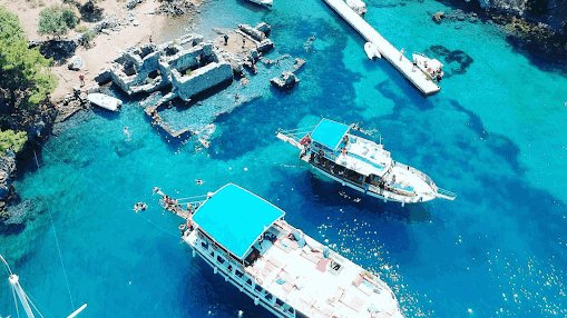 GoletasE's tweet photo. Turquia, Gocek, Banos de Cleopatra o Bahia de Hamam donde puedes disfrutar de las aguas cristalinas y ruinas de uno bano romano antiguo #yates #Viajes #Turkey #fethiye https://t.co/SgWX0LaJfz