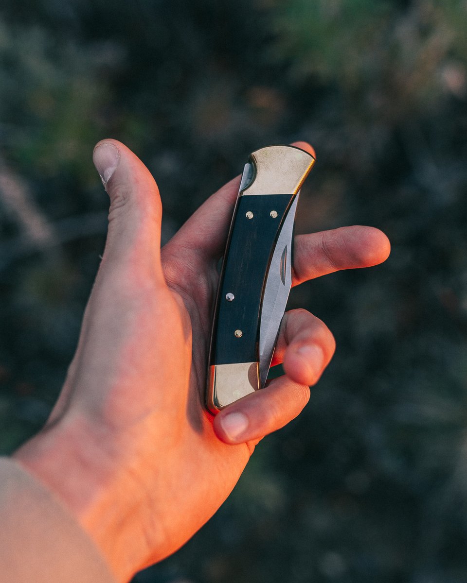 BuckKnives1902's tweet photo. Don't forget the essentials. A must have for any occasion or adventure. https://t.co/dQTQJ9RG0k