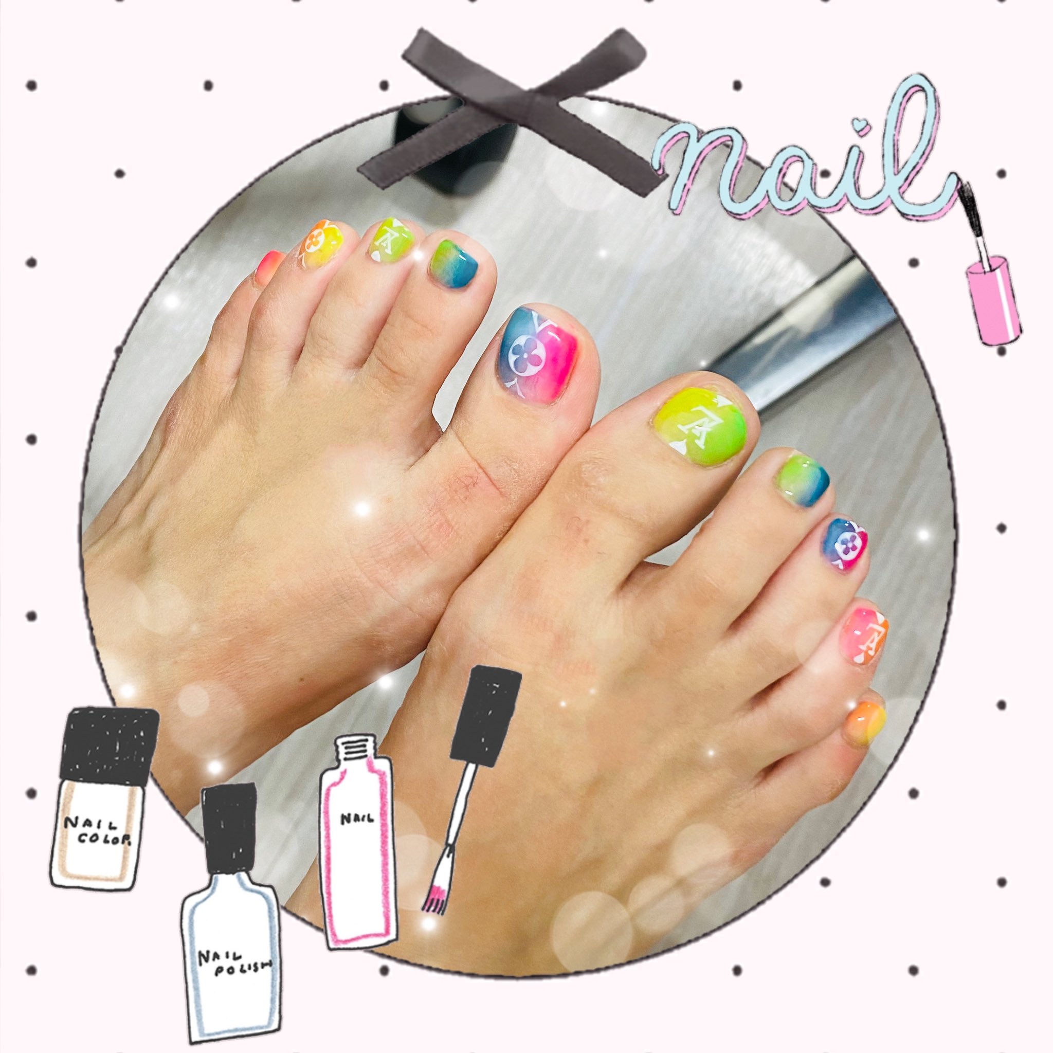 Tcb東京中央美容外科 渋谷西口院 公式 りぃ先生のネイルが夏仕様になってました かわいい っ 今日は天気もいいしこのまま夏が来てほしいですね 今日はドクター4人体制でお待ちしております 東京中央美容外科 渋谷 りぃ先生 ネイル 美容