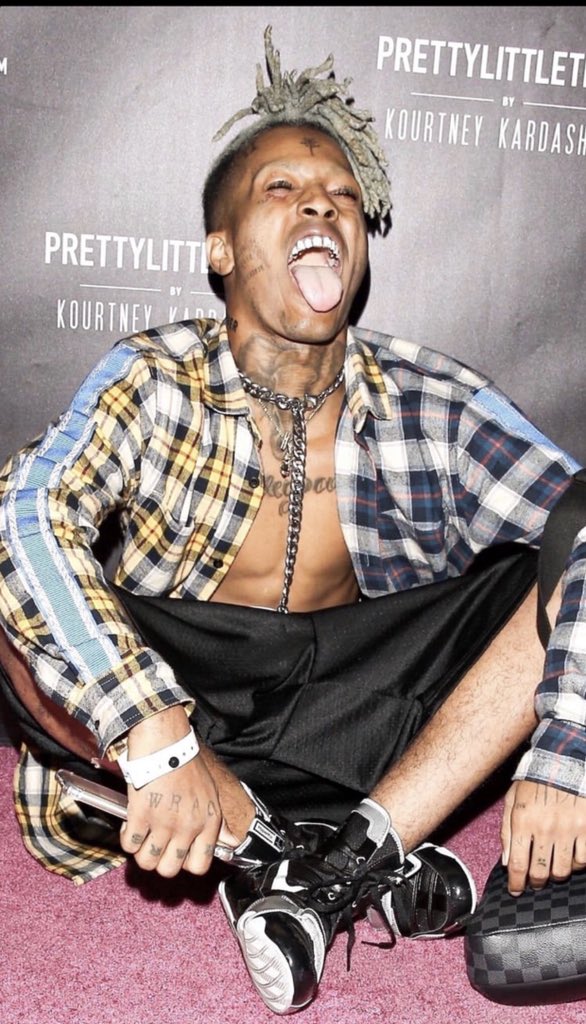 nickw2124's tweet photo. Long Live Jah Always and Forever.🖤❤️ https://t.co/8wLab5hlVm