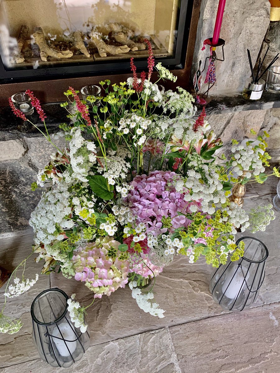 lowerbarns tweet media