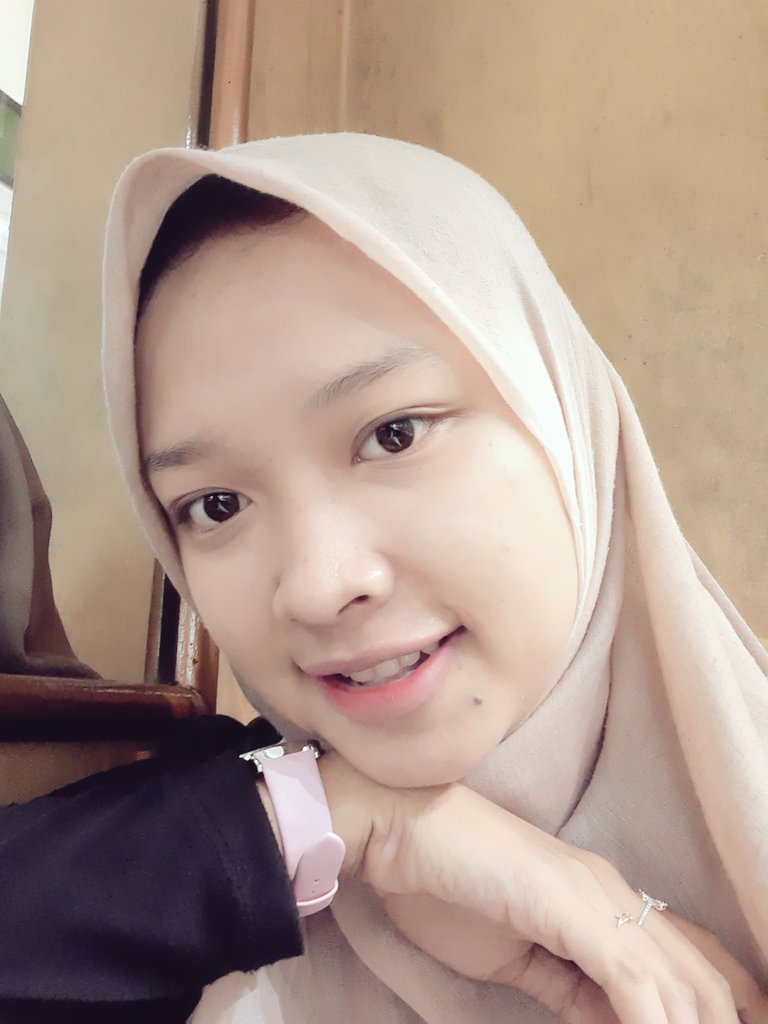 Catatan22605784's tweet photo. Apa ya??
#minggupagi 
#gabut https://t.co/YlnR2MMD0l