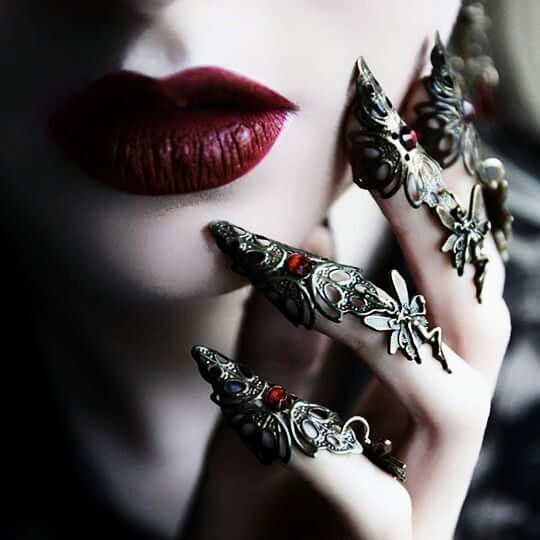 SGODDESSOFDEATH's tweet photo. ㅤ      ━━━✡Μακαρια/ᴍᴀᴄᴀʀɪᴀ. 

          ┗┉┉ ɢᴏᴅᴅᴇss ᴏғ ʙʟᴇssᴇᴅ ᴅᴇᴀᴛʜ. 

  ┗┉┉ ᴘᴇʀsᴇ́ғᴏɴᴇ ᴀɴᴅ ʜᴀᴅᴇs ᴄʜᴀᴏs. 

ㅤɢʀᴇᴇᴋ ᴍʏᴛʜᴏʟᴏɢʏ┉

(↻+♡) https://t.co/kPpMCpa5kK