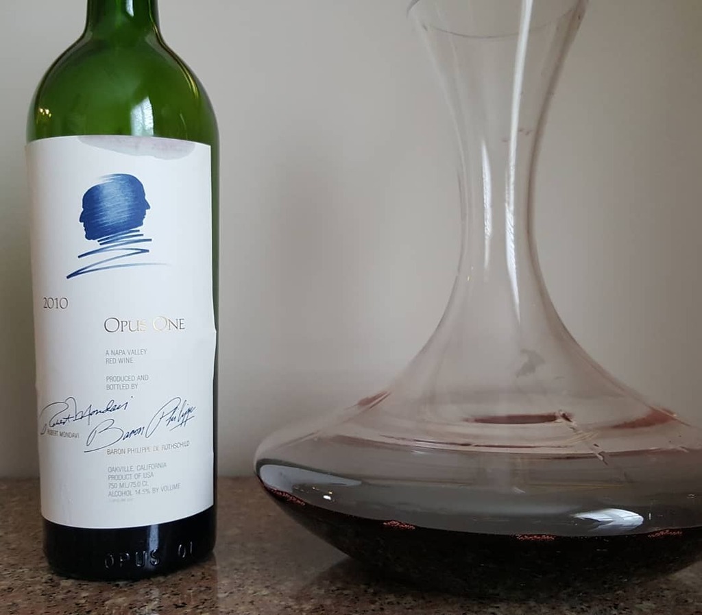 Special occasion. Showing wonderfully. Elegance, concentration and length from a challenging vintage. instagr.am/p/CCzdeR9AuQB/