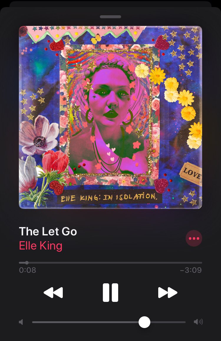 Shellsrocks's tweet photo. @ElleKingMusic is fucking fantastic 🔥💕🔥💕🔥💕🔥 https://t.co/GLxXNA9DAl