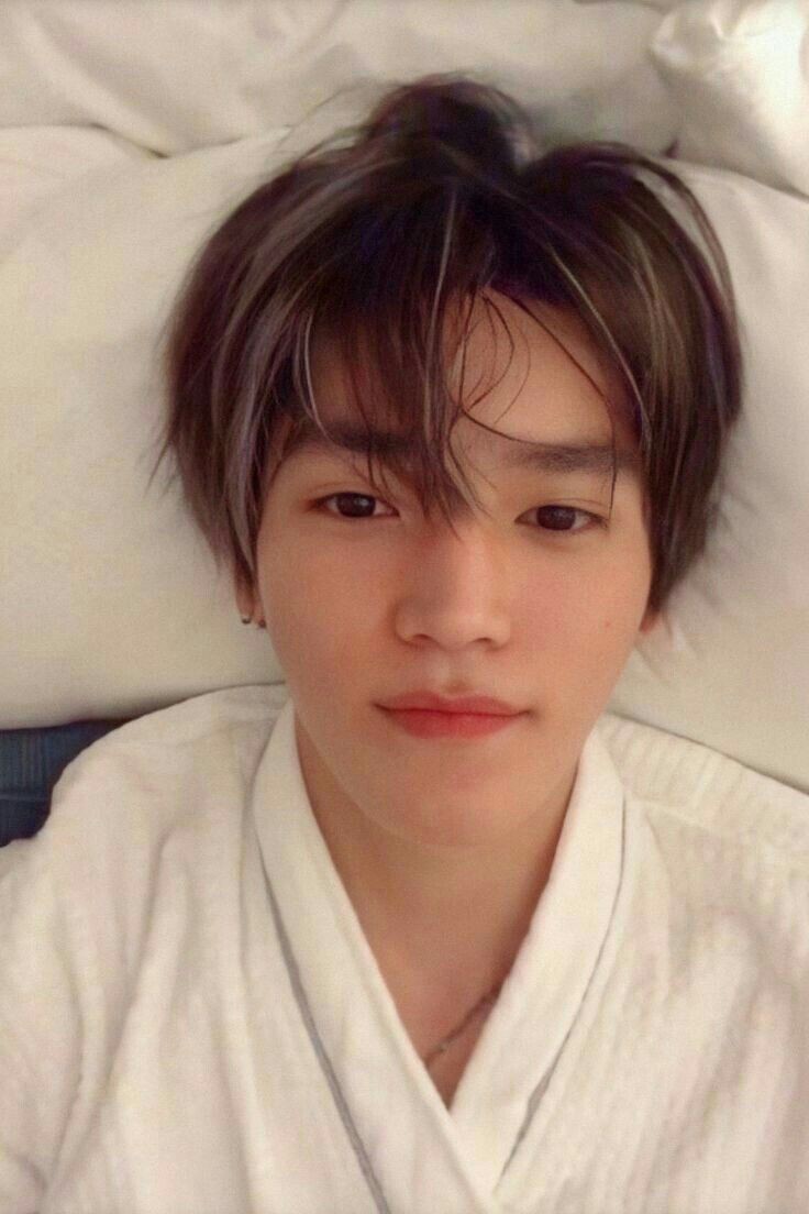 i miss taeyong (7)happy one week of me missing taeyong on this thread </3