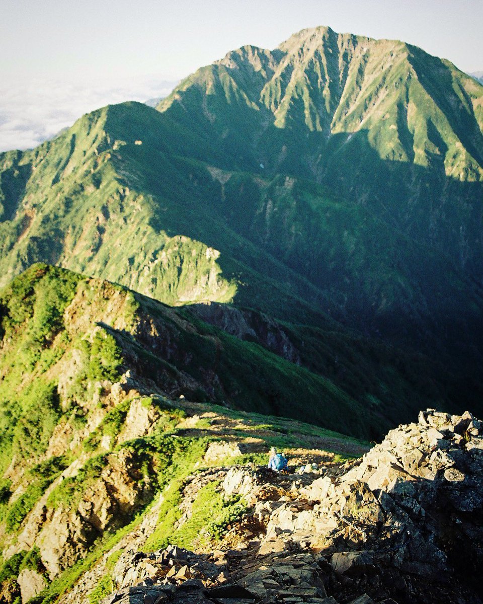 大石学 世界旅 山写真 後立山連峰 妄想登山 鹿島槍ヶ岳 八峰キレット 五竜岳 遠見尾根 縦走 稜線 百名山 日本百名山 北アルプス Nikonf3 チャンプカメラ Yamahack Mountaingram Hyakkeime Film Com Film Jp 山写真 Peaks Mountainview