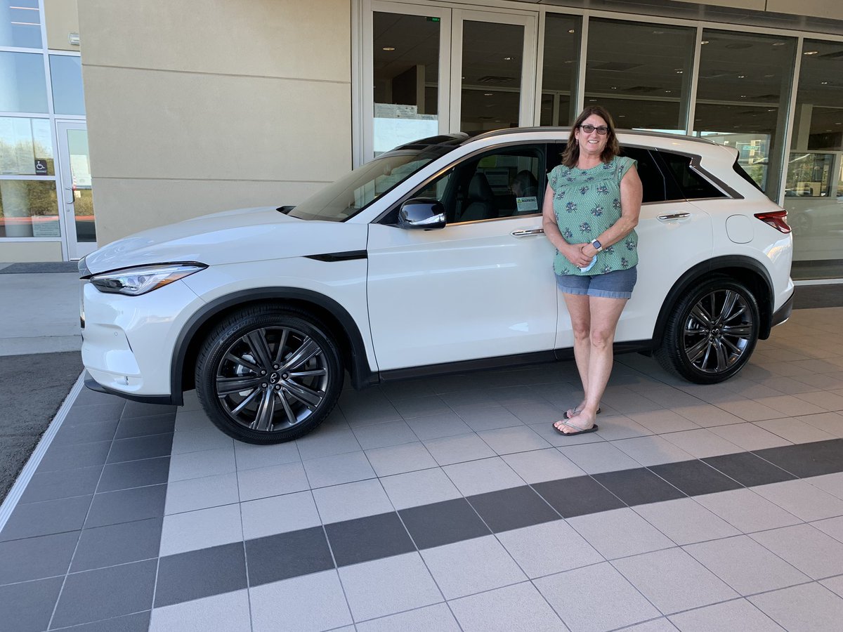 gilmarautogroup's tweet photo. Congratulations Susie, enjoy your new Infiniti QX50 Edition 30! @INFINITIUSA #edition30 #nohassle #stressfree #autobroker https://t.co/2iJGVhqXlJ
