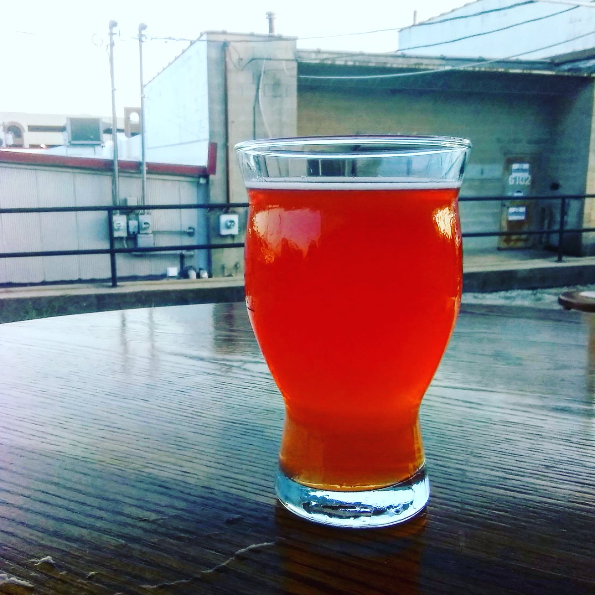 stuff_kc's tweet image. Finally cool enough for a distanced patio pour of Pie-Eyed Piper cherry Gose at @KCRockcreekBeer. This is a fantastic summer beer. The salinity is just enough to be refreshing, and plays really well against the tartness and cherry fruit. 
#kcbeer 
#kansasbeer 
#drinklocal