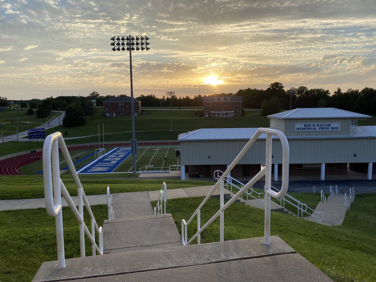CSCWomensLax's tweet photo. And on tonight’s episode of Sunsets on Campus... https://t.co/xq3QFvPoeJ