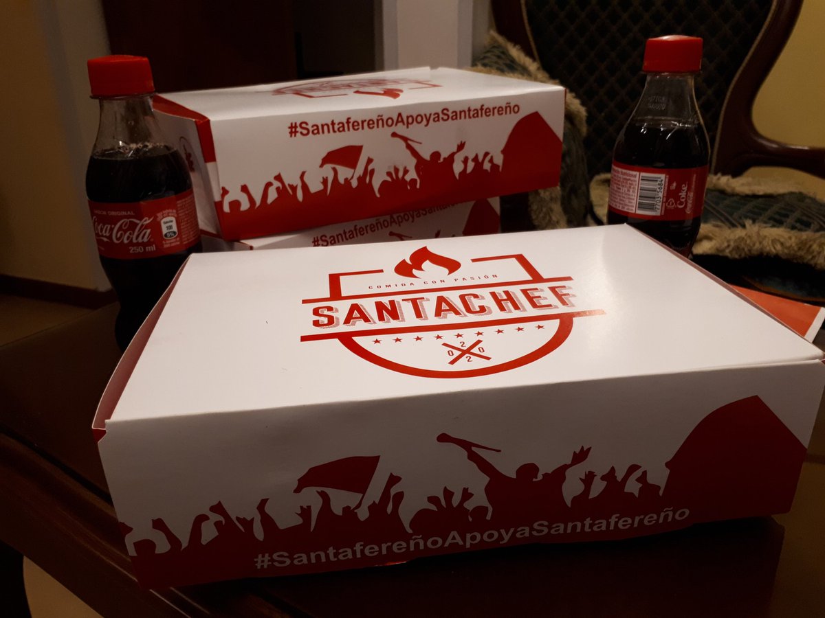 leon7pc's tweet photo. #SantafereñoApoyaSantafereño ¡Llegó mi pedido de #Santachef! Muy bonita la presentación, en el horario acordado... ¡Los felicito muchachos! @SantaChefBogota https://t.co/DT7WCKMhkn