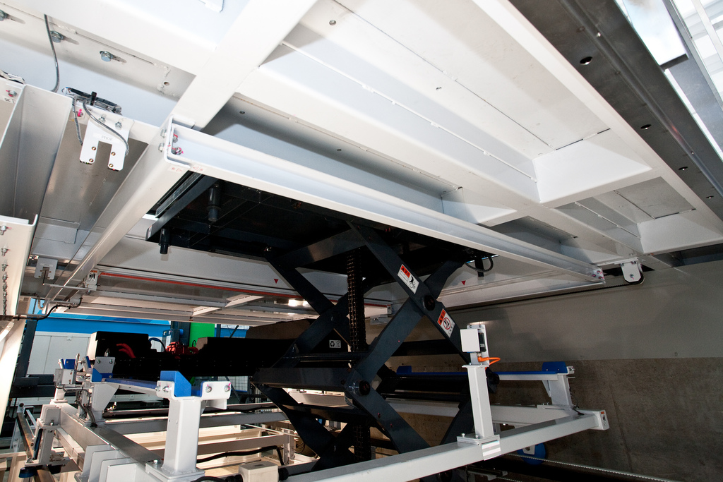 12/ I left in 2011 because I thought there was so much potential for these connected car services and I wanted to do my own startup, but the company kept pumping out infrastructure and cars, and for a while, things stayed on track.Japan had a taxi demo, which was SO futuristic.