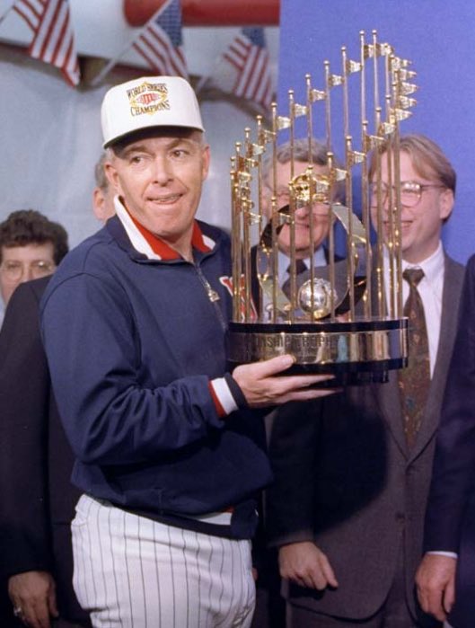 Super70sSports's tweet image. Everyone loves Jack Morris for the 10-inning 7th game shutout in ‘91, but how about Tom Kelly having the fucking stones to not overmanage that game? He kept his finger off the panic button and let the big dog eat. Maybe the best World Series managing of my lifetime.