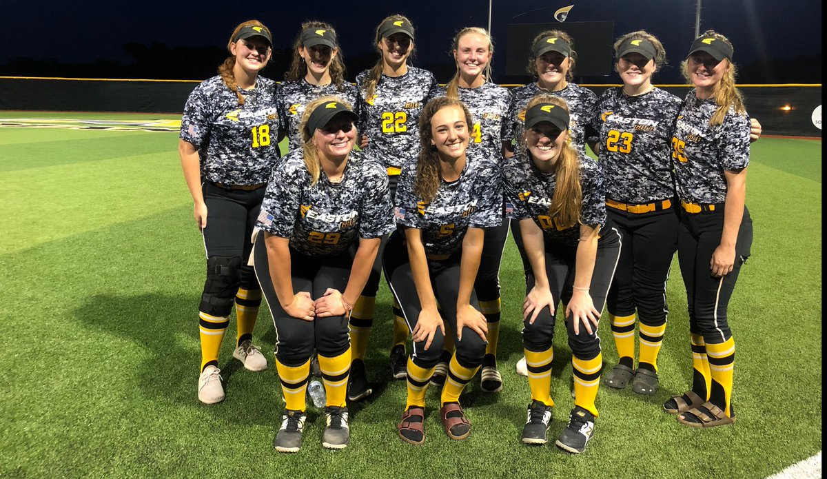 Easton Gold playin in The Trojan Classic at Anderson University this weekend. They went 3-0 in pool play with wins over Georgia Power, Carolina Thunder and SC Crush. Bracket play is tomorrow. Go for it girls! So proud of you! Coach Child