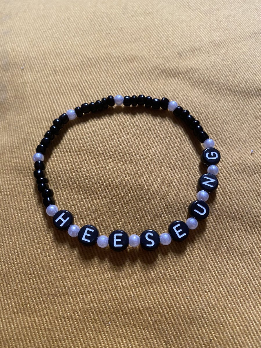 allgroundstore's tweet photo. ✨ | PULSEIRA SIMPLES

Você pode escolher a cor e o nome ☺️

1 unidade: R$2,50 + frete
Kit com 4: R$8 + frete

Pedidos via dm! https://t.co/MbqghFJVEU