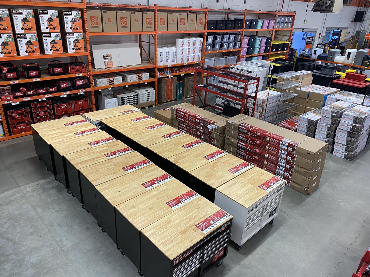 cierraewalters1's tweet photo. Full flat and fresh here at 1534!
#94rocks @MattCramer179 @Patrickhd1534 @Mike__How https://t.co/69YN8ogpjo
