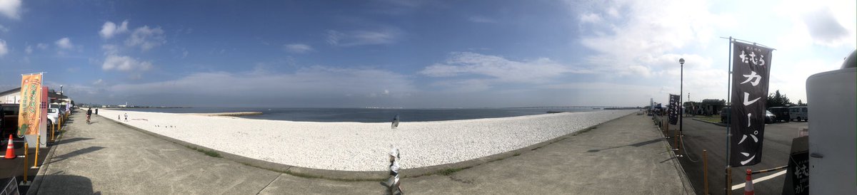 MovingTamura's tweet photo. 📅7月19・23〜26日
🕙10〜18時
🚩泉南市りんくう南浜4−201
     サザンぴあ

お天気最高です🥺
カレーパン、焼肉丼、コロッケ、メンチカツ作り立てでお待ちしております！

#炭火焼肉たむら
#たむらけんじ #たむけん https://t.co/OPPZMJ4KCQ