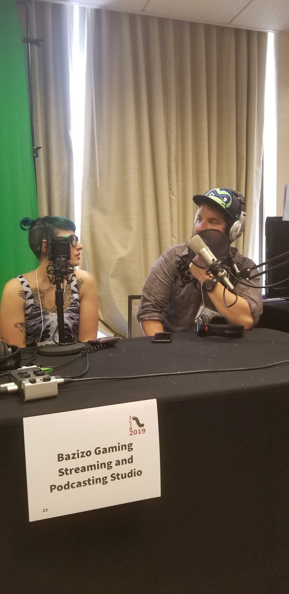 unclehandler's tweet image. #bugcon2019 throwback to celebrate #bugcon2020 @SKELETON_BLOOD_ @MiataGuy4U @bugtvfranklin