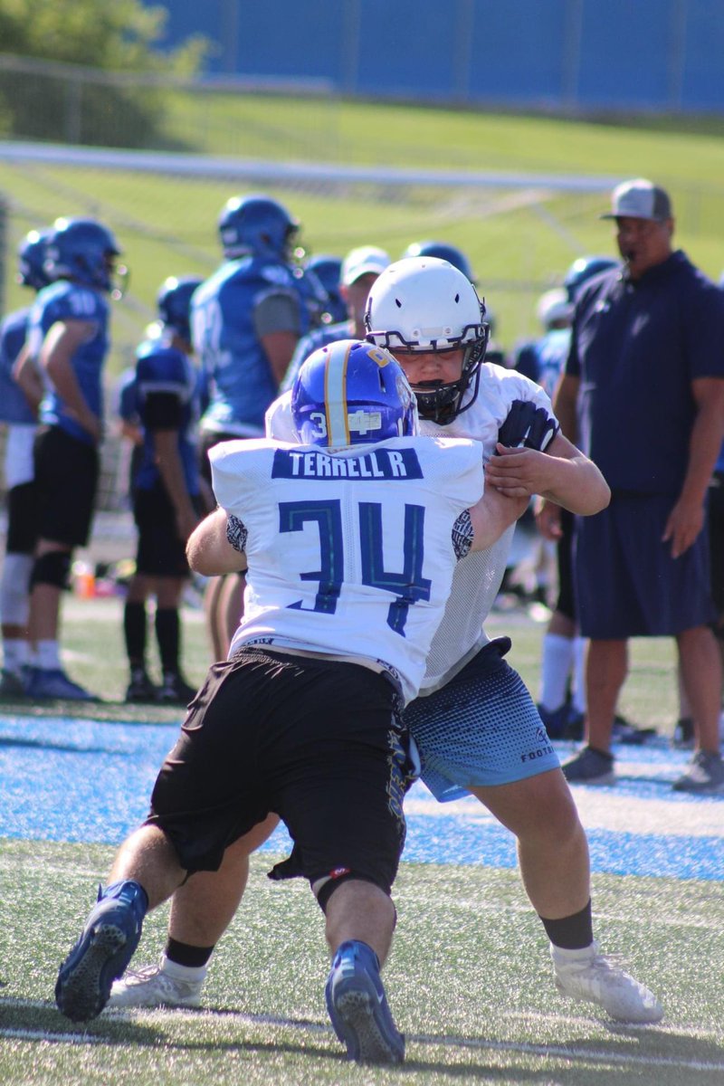 First scrimmage of the 2020 season!Let’s Go!!🏈 <a href="/OremTigerFball/">Orem Tigers Football</a> @StrongsideX