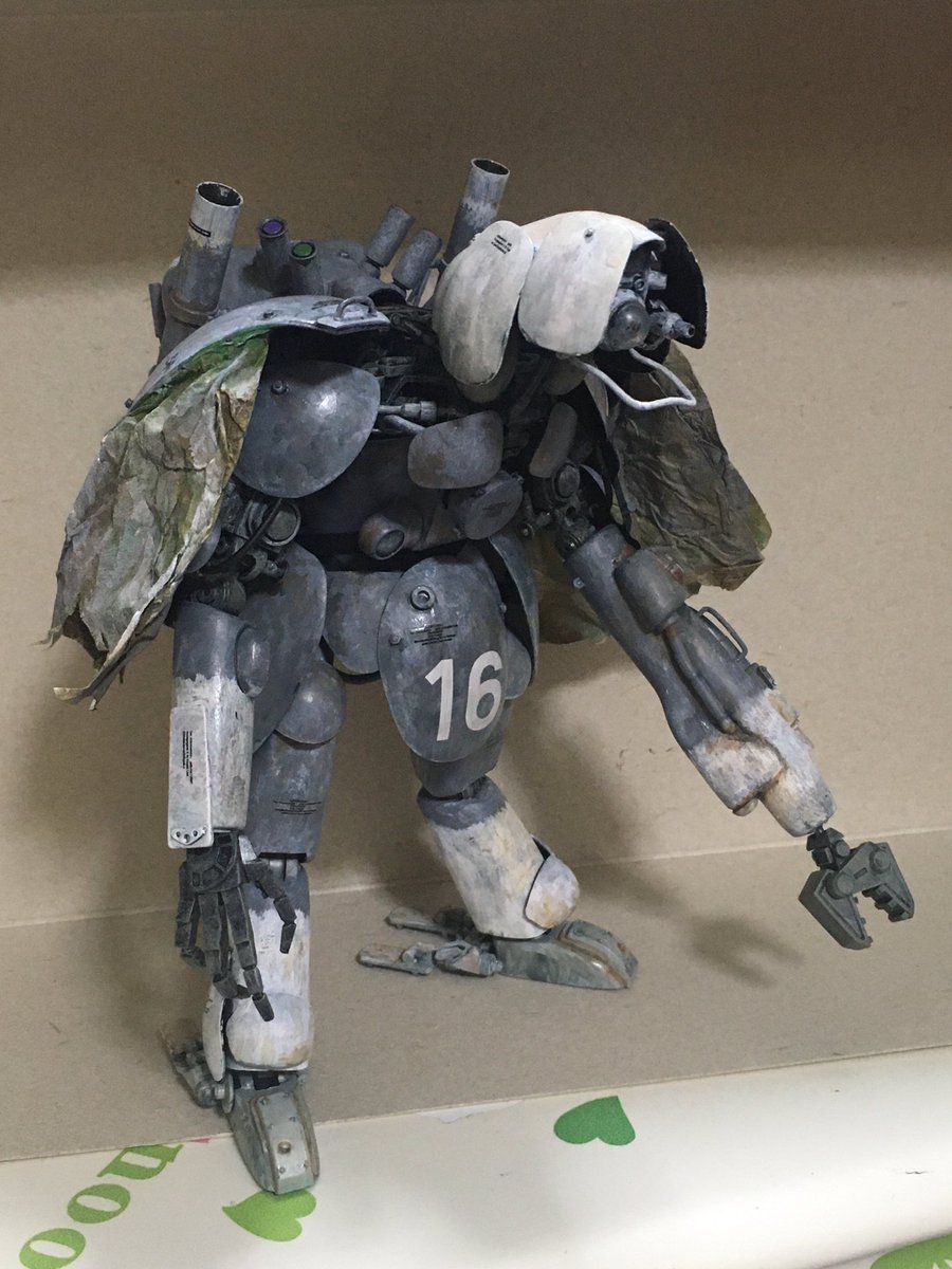 健 竹史 グローサーフント 寒冷地仕様 イエティ 大きい犬から連想したのが スタートゥインクルプリキュア の主人公の飼い犬だっただけなんですが イメージソースが得られた事で形がスイスイ決まりました でなければ やってみたかった冬季迷彩 だけ