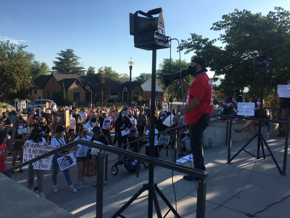 reedathonjon's tweet photo. More than 100 protestors gathered at the Capitol building tonight. They’re calling for the repeal of HB415, a bill passed in 2019 that prohibits the creation of an independently elected police oversight board @KUER #slcprotest https://t.co/O2c7xuRRPC