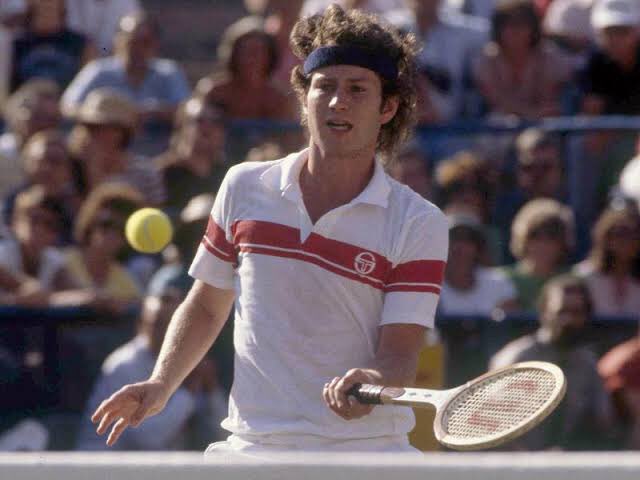 Sergio Tacchini and the fashion revolution in tennis! Let’s go deep into the fashion in tennis and find out a bit more about this clothing brand that dominated the tennis world in the 80’s!