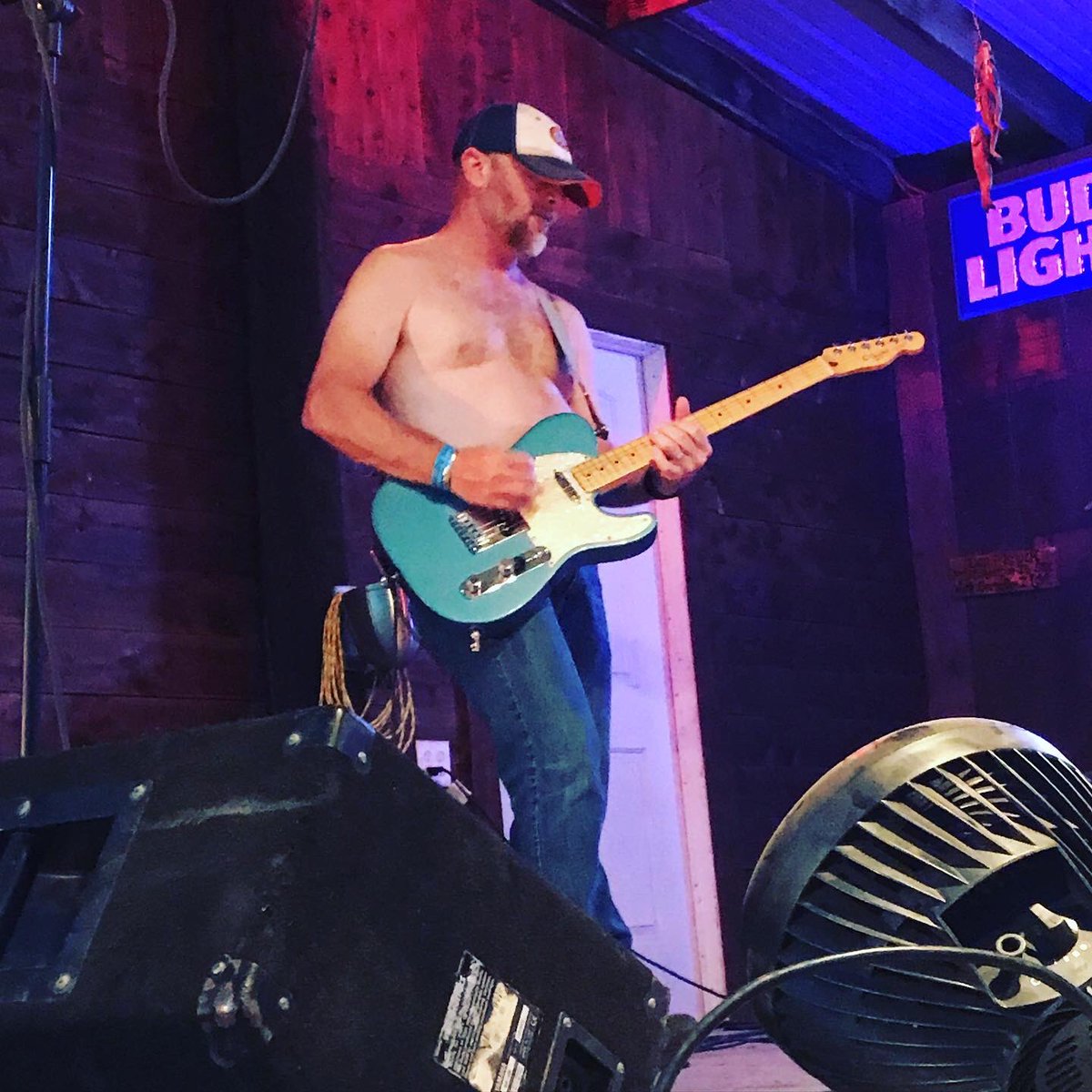 jdbrowerband's tweet photo. Boy it is hot here is Sparks America, but you talk about one hell of a good time!!! Thank you Sparks America Campgrounds for having us out this year!!! #goinmuddin #livemusic #getdirty https://t.co/QLCPaYd9nD