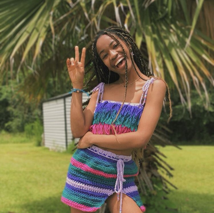BriannaSipp's tweet photo. @melodysharice Hey y’all I’m her little sister🥺  I crochet cute clothes 😭  Instagram: hookedbybrianna https://t.co/by5xC4JC8J