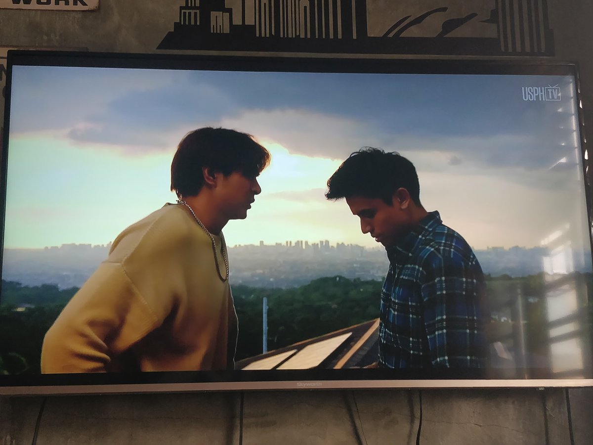KhelCayetano's tweet photo. Ganda ng episode na'to! Ganda talaga ng cinematography nila. Nakakalilig na si #TauTep π₯° , Ang gwapo ni Ronin at ang funny nung dalawang girl lalo na si Bianca! π Sobrang kinikilig talaga ko kay @VillasisMigs (Kung Twitter mo talaga toπ) ang lakas ng dating! #InBetweenEp2 π³οΈβππ― https://t.co/vBzKAfw7ew