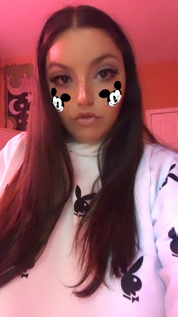 MsFatBrat2U's tweet photo. Miss me?? I missed y’all!! 🙃 currently streaming on #Camsoda #420slut #bbw #AdultWork #camgirlsoftwitter https://t.co/Sb8vGx4Ze1