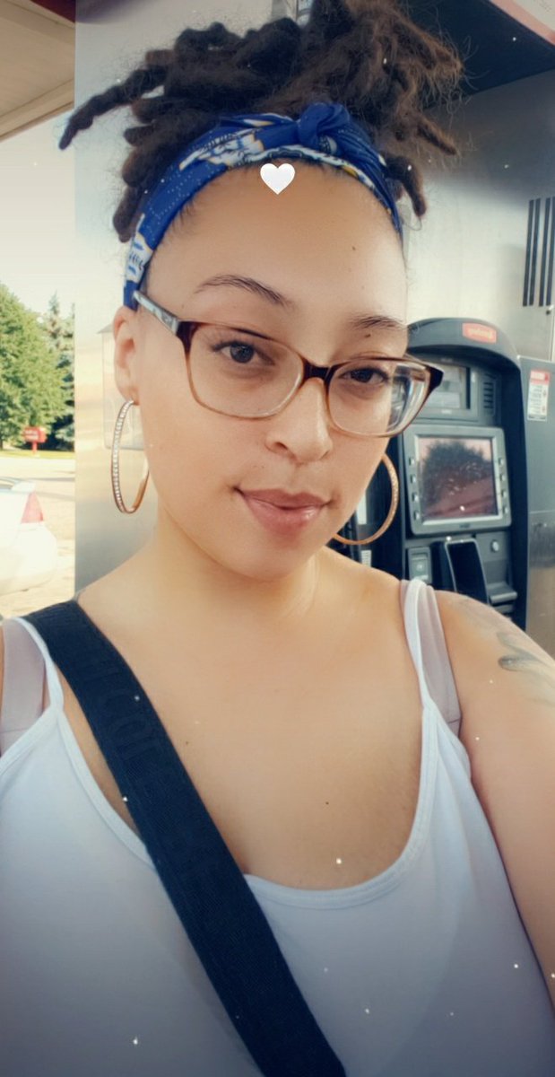 _tessleigh's tweet photo. 🕊️🕊️🕊️ #locced n loaded https://t.co/ygoxqCpDEC