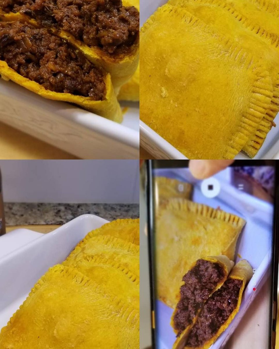 s_sharey's tweet photo. Jamaican Beef Patty. Check out the full video🎥 on my YouTube Channel. Link in my bio ☝️ https://t.co/TPl4uhER9q
