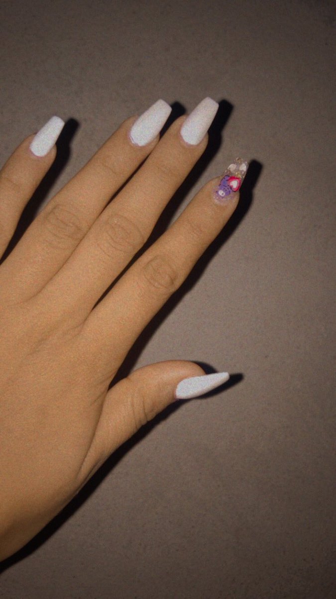 candy270695's tweet photo. 💅✨🤍💜 https://t.co/rtt4uIHqoP