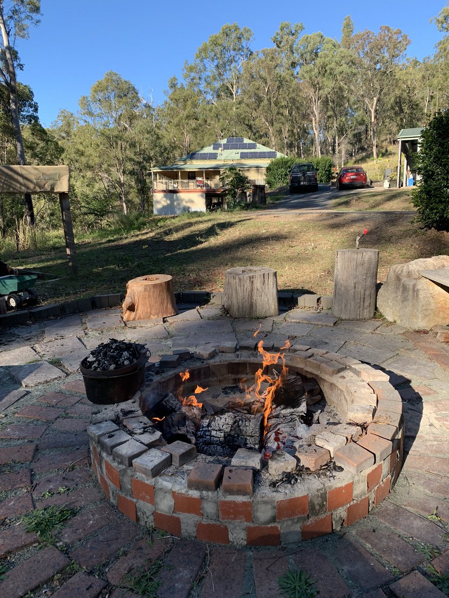hillyshoist's tweet photo. #QLDwinter #Godscountry #sundaysips https://t.co/kTyS8A9oIF