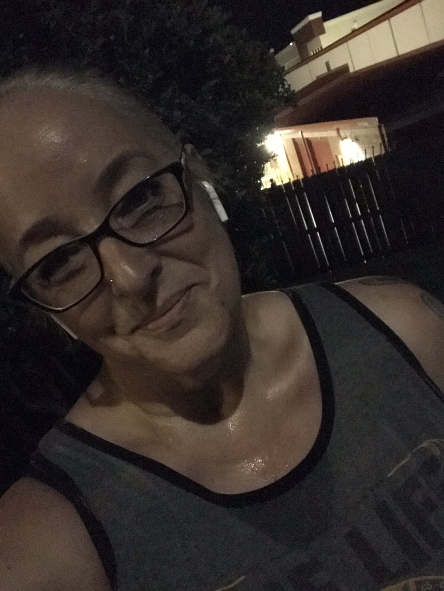 PurlingDervish's tweet photo. I’m not sure why I’m smiling. 5 miles #midnightruns #FUMS #recovering #onthekitchenfloor #dontask https://t.co/EyvPwHqlAn