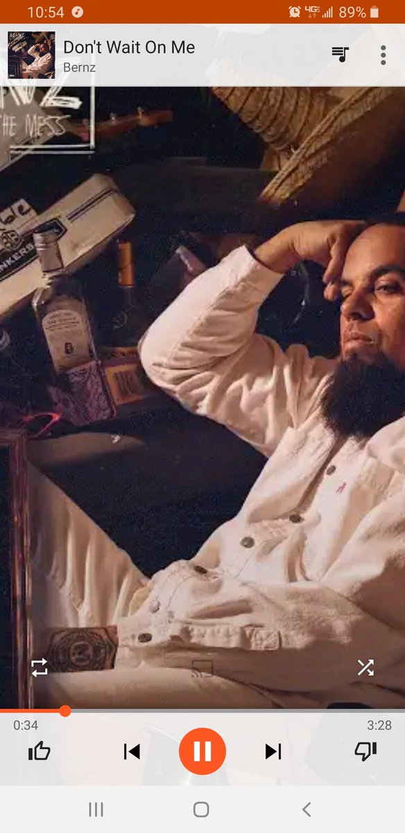 badmoney_nyc's tweet photo. 🎵Getting high, getting by
Drinking till I smile or I'm teary-eyed
Maybe I've lost my mind
Or maybe I'm just fine when I'm hard to find🎵
@ITSBERNZ #SorryForTheMessPT2 https://t.co/AiowoqmcHH
