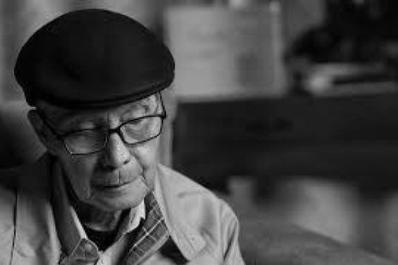 puisiwilly's tweet photo. Selamat jalan Bapak Prof. DR. Sapardi Djoko Damono. Duka mendalam atas kepergianmu. Alfatihah. #sapardijokodamono #wafat #meninggal #dukasasatra #duniasastraberduka https://t.co/QVFlFkapJF