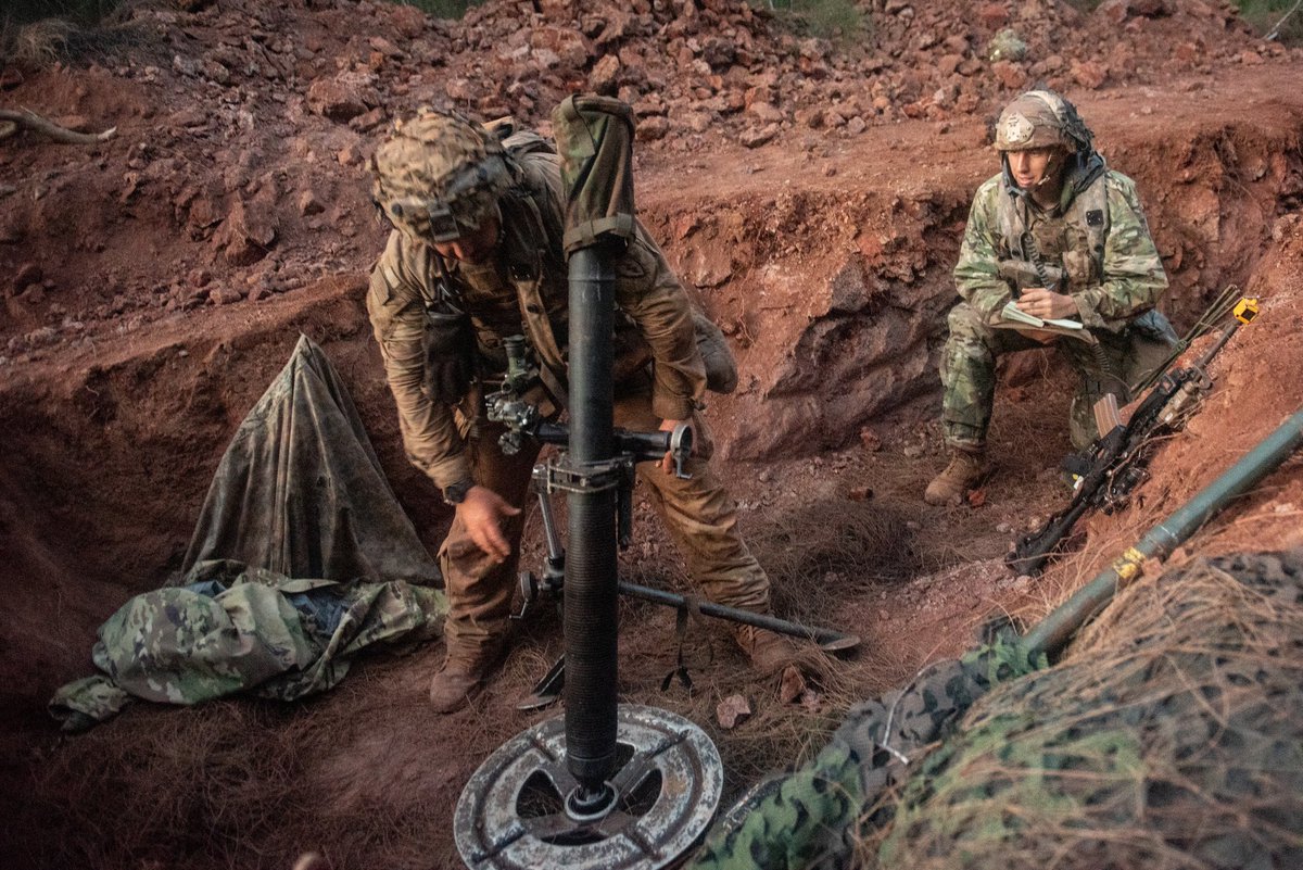 25thID's tweet photo. #Lightfighters from @2IBCTWarriors were locked, loaded, and ready for whatever the opposing forces  had to offer!

#LightningForge20 #LF20 #StrikeHard #TropicLightning #AmericasPacificDivision

 @25thidcg
@USArmy @INDOPACOM @USARPAC https://t.co/OuHsx2h6D6