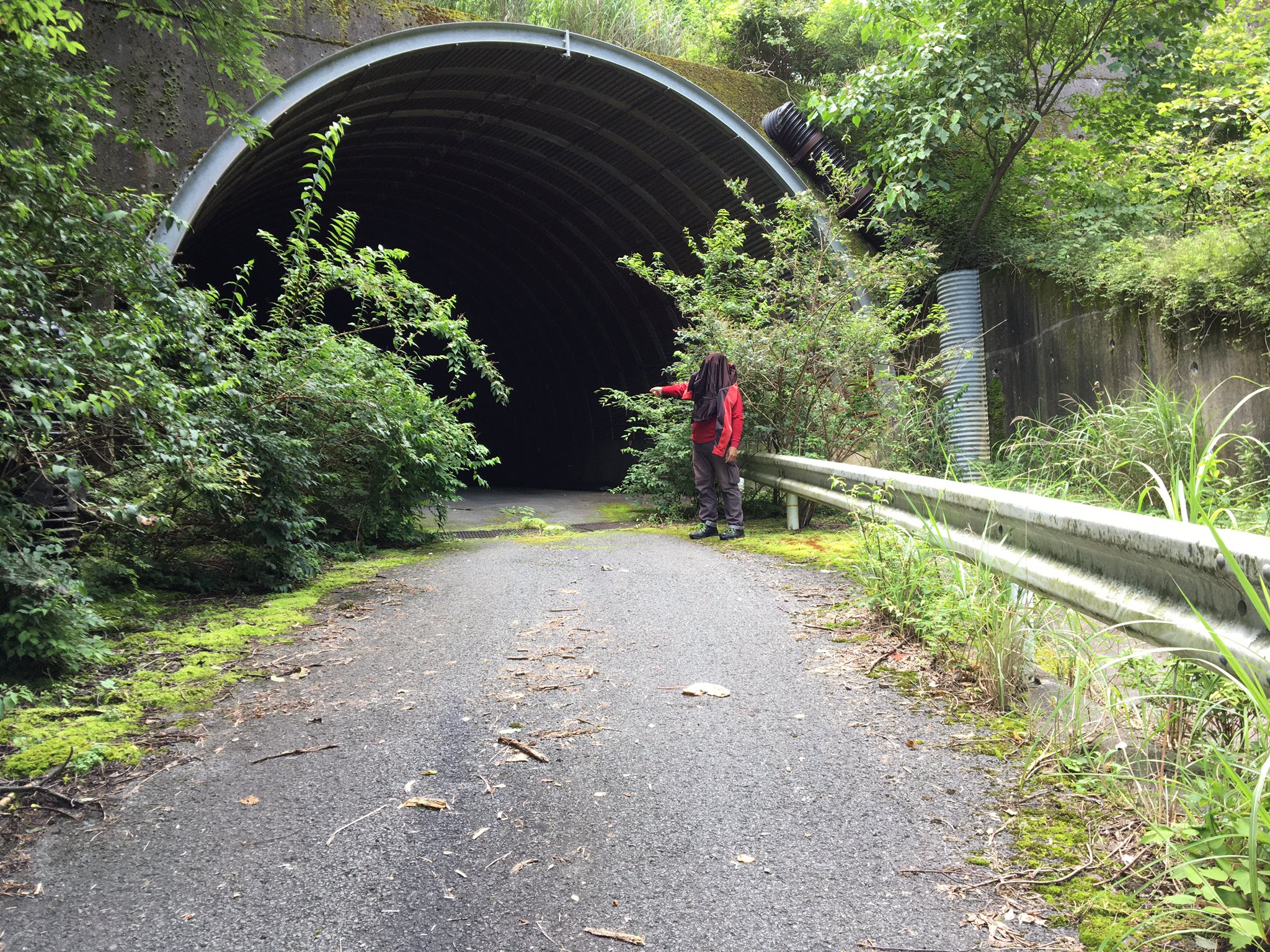 しかずきん 奈良県 廃道の暗いトンネルなう 廃道 廃トンネル T Co Eyjgofwkdv Twitter しかずきん 奈良県 廃道の暗いトンネルなう 廃道 廃トンネル T Co Eyjgofwkdv Twitter